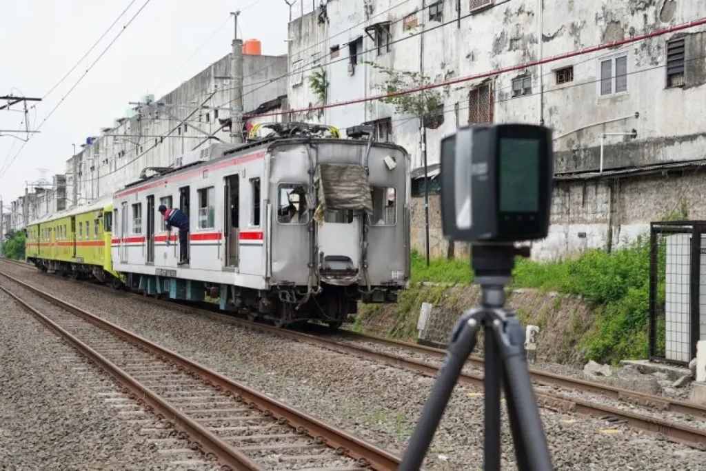 Korlantas Polri Gunakan Teknologi Canggih TAA untuk Olah TKP Kecelakaan Kereta di Bekasi Timur