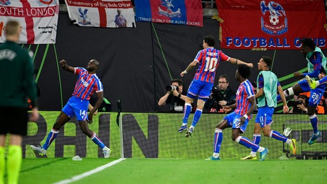 Crystal Palace Juara Conference League, Mateta Jadi Penentu Kemenangan