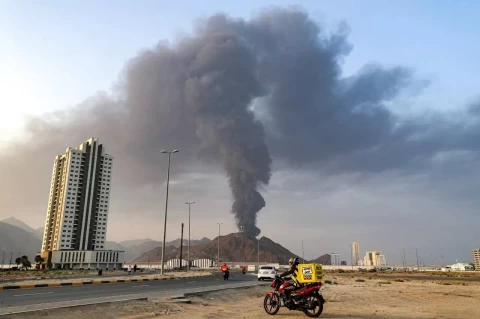 Serangan ke Fasilitas Minyak UEA, Iran Kirim Sinyal Keras soal Kedekatan Abu Dhabi–Israel