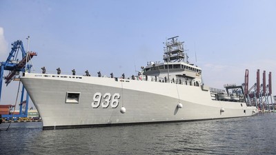 Kedatangan KRI Canopus-936, Penyelamat Kapal Selam Pertama RI