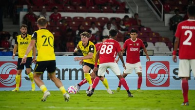 Ole Romeny dan Marselino Ferdinan Dipastikan Masih Bertahan di Oxford United Musim Depan