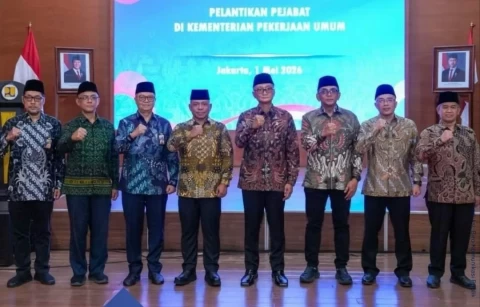 Mayjen TNI (Purn) Arnold A.A.P. Ritiauw Resmi Jabat Dirjen SDA Kementerian PU