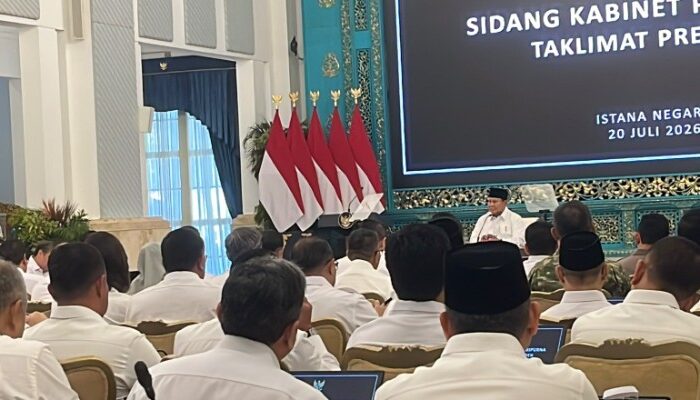 Prabowo Gelar Sidang Kabinet Paripurna, Minta Menteri Evaluasi Kinerja Dua Tahun Pemerintahan