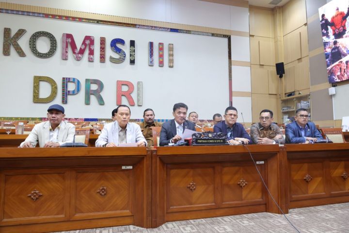 Komisi III DPR Bentuk Tim Pengawas usai Febrie Adriansyah Mundur dari Jabatan Jampidsus