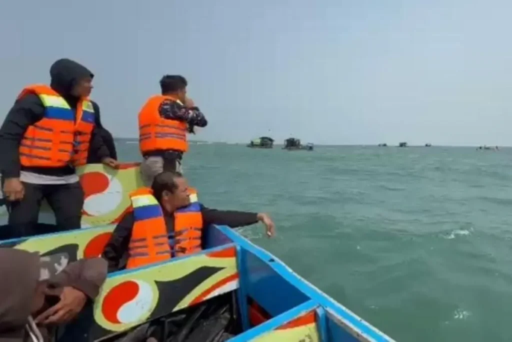 Polisi Hentikan Aktivitas Tambang Timah Ilegal di Perairan Bangka Barat